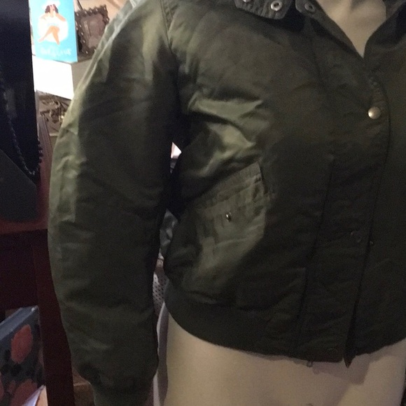 Bomber jacket - Picture 2 of 7